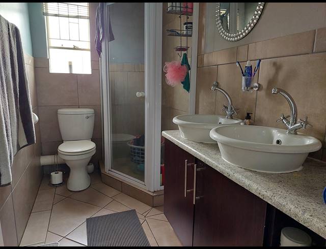 2 BEDROOM TOWNHOUSE FOR SALE IN RIVERSDALE